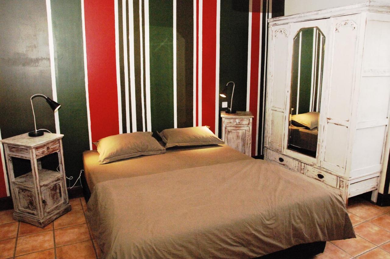 Le Moulin De Planiol Bed & Breakfast Le Vigan  ภายนอก รูปภาพ
